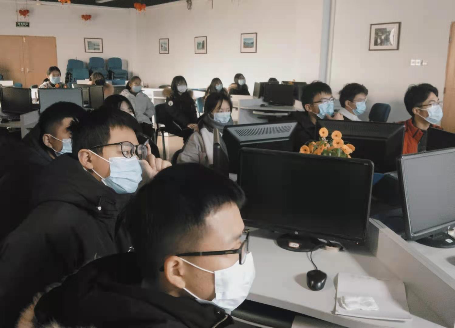 http://vsb.jju.edu.cn:8080/_vsl/ECB8B9BCE6864D90AF9A4F8C50DBB565/995EC814/19EFB